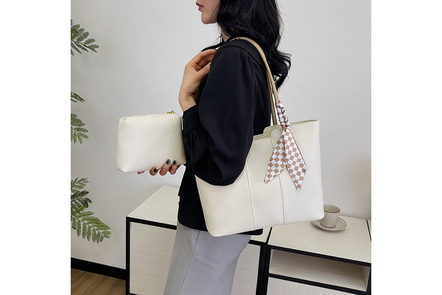 Simple and Versatile Tote Bag