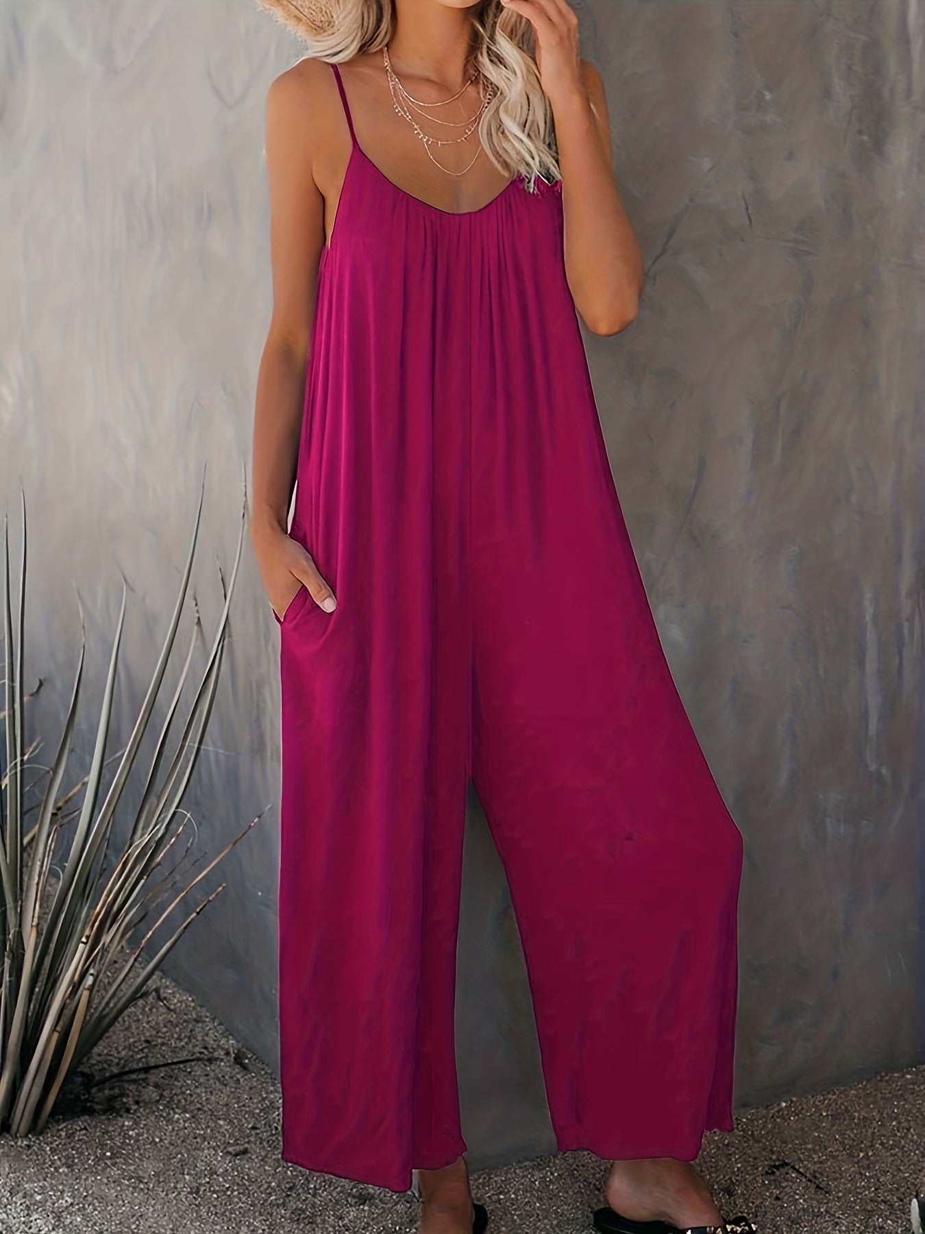 Solid color casual jumpsuit with pockets