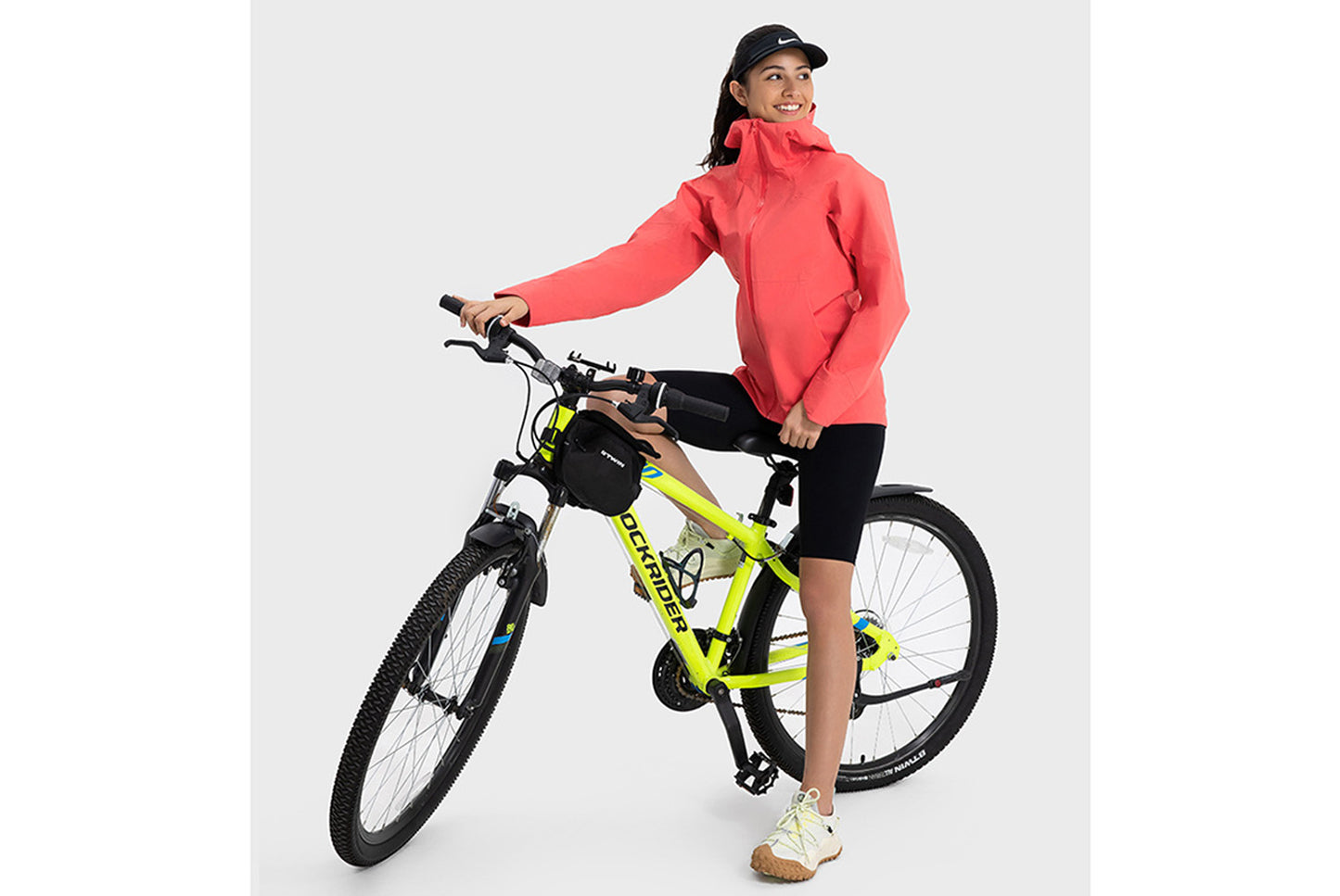 Women's Lightweight Waterproof Outdoor Jacket