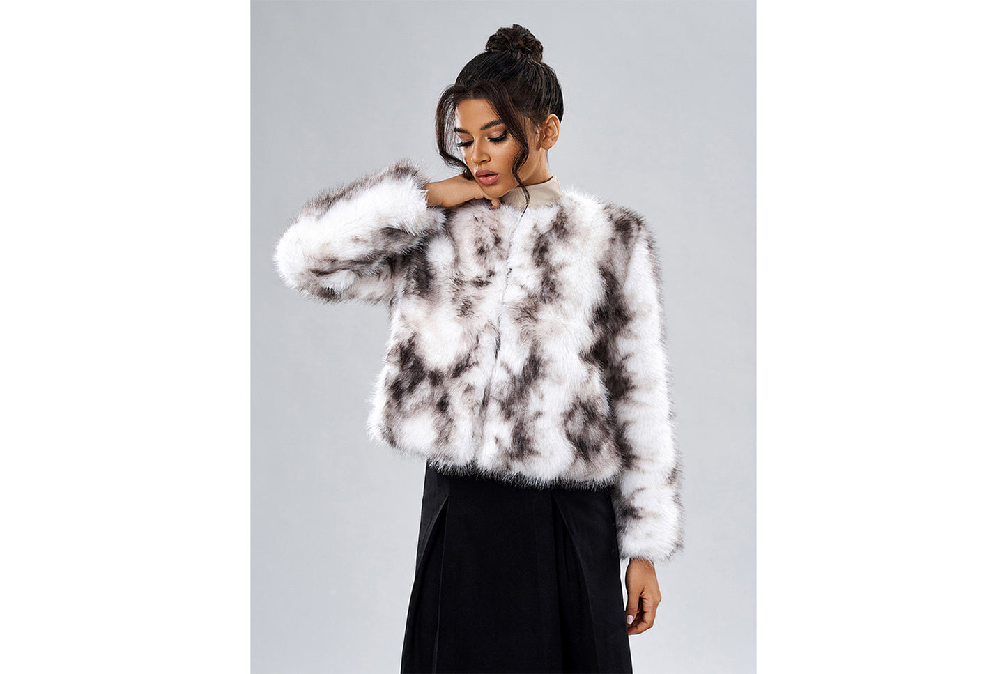 **Women's Faux Fox Fur Coat**