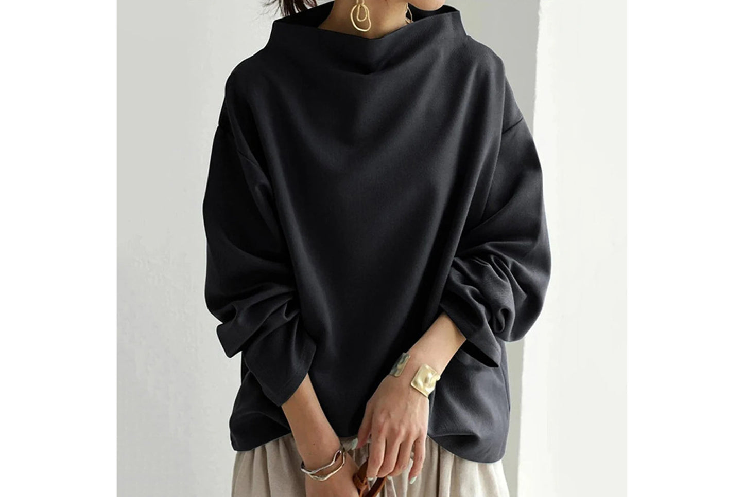 Women's High-Neck Loose-Fitting Pullover Sweatshirt