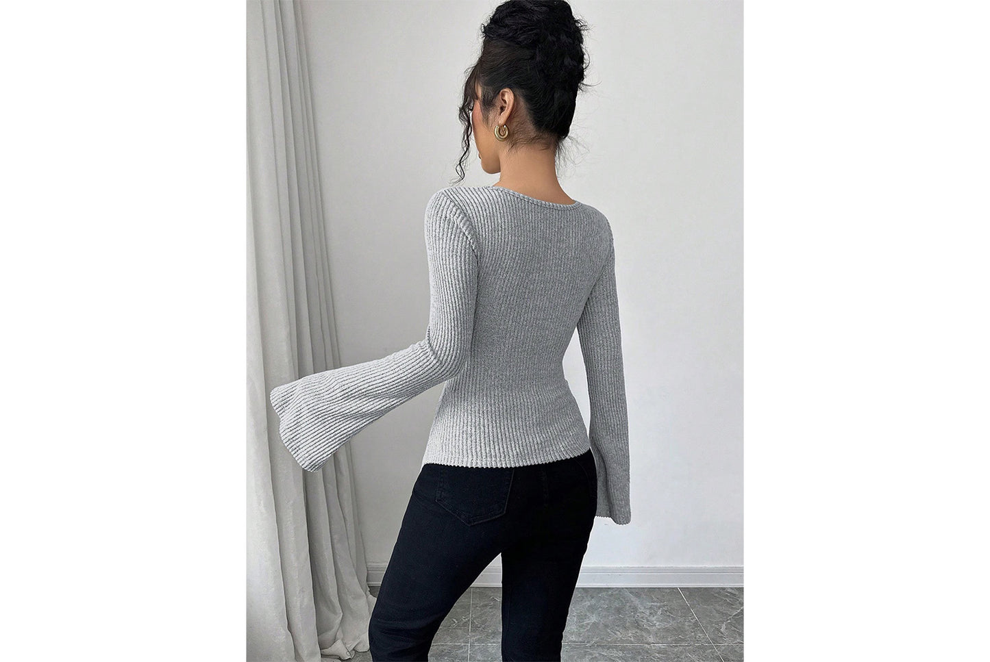 Slim Fit Long-Sleeve Knit Top