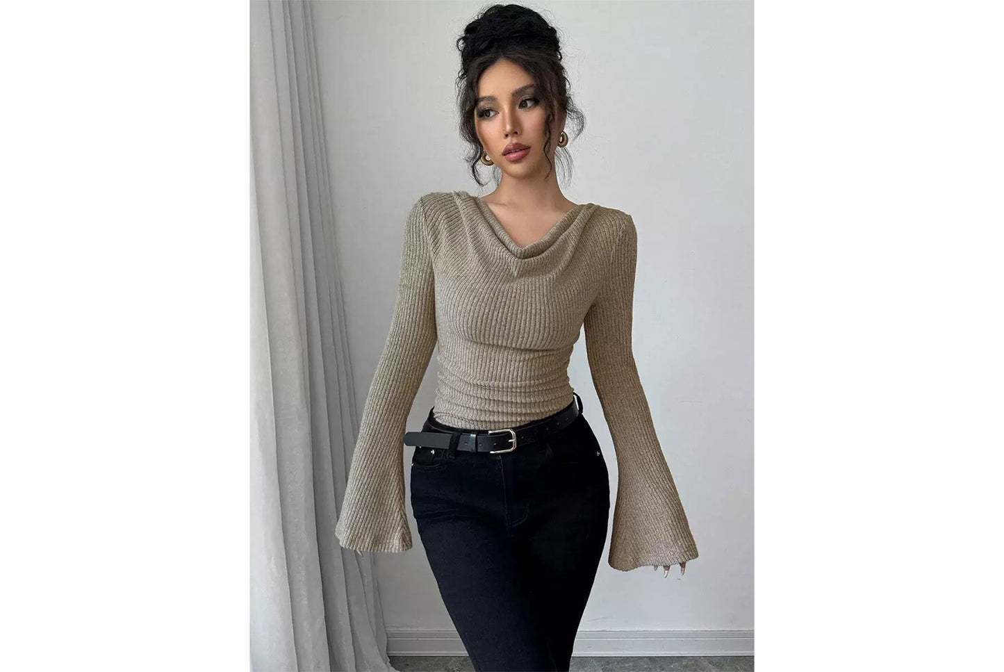 Slim Fit Long-Sleeve Knit Top