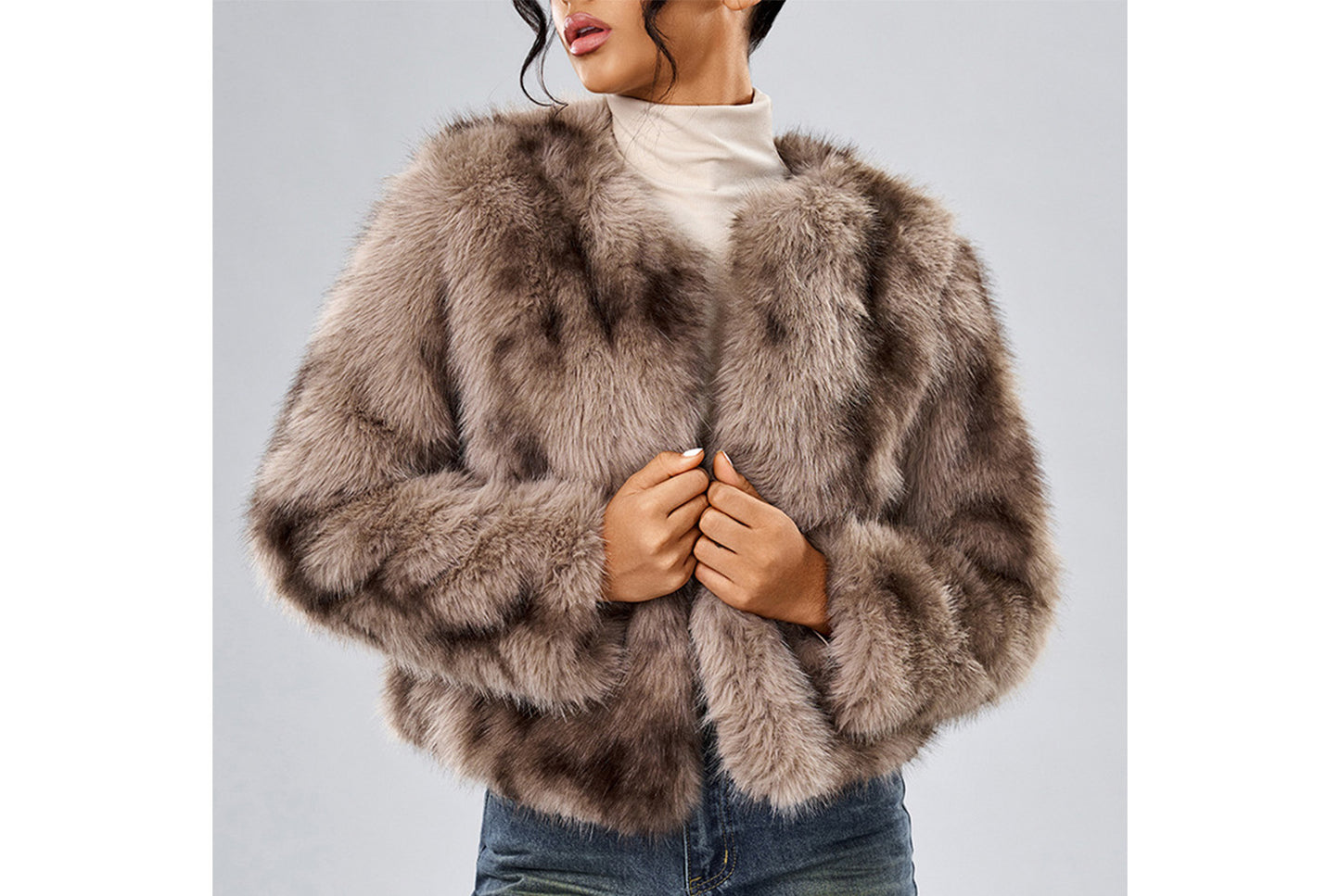 **Women's Faux Fox Fur Coat**