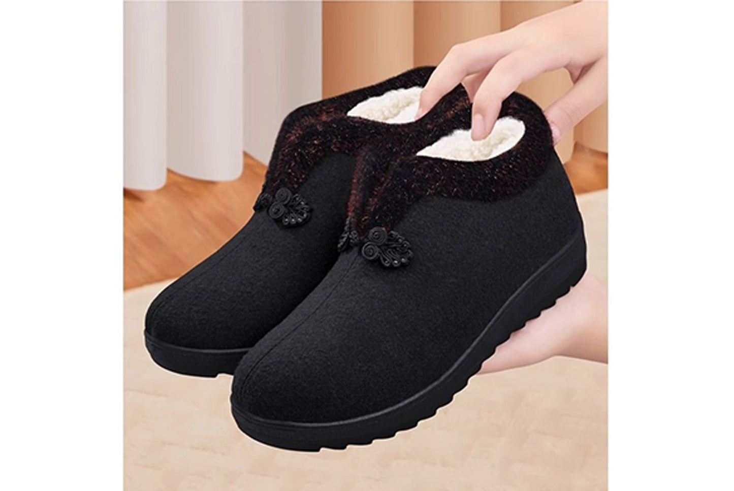 Anti-slip and Warm Genuine Wool Boots