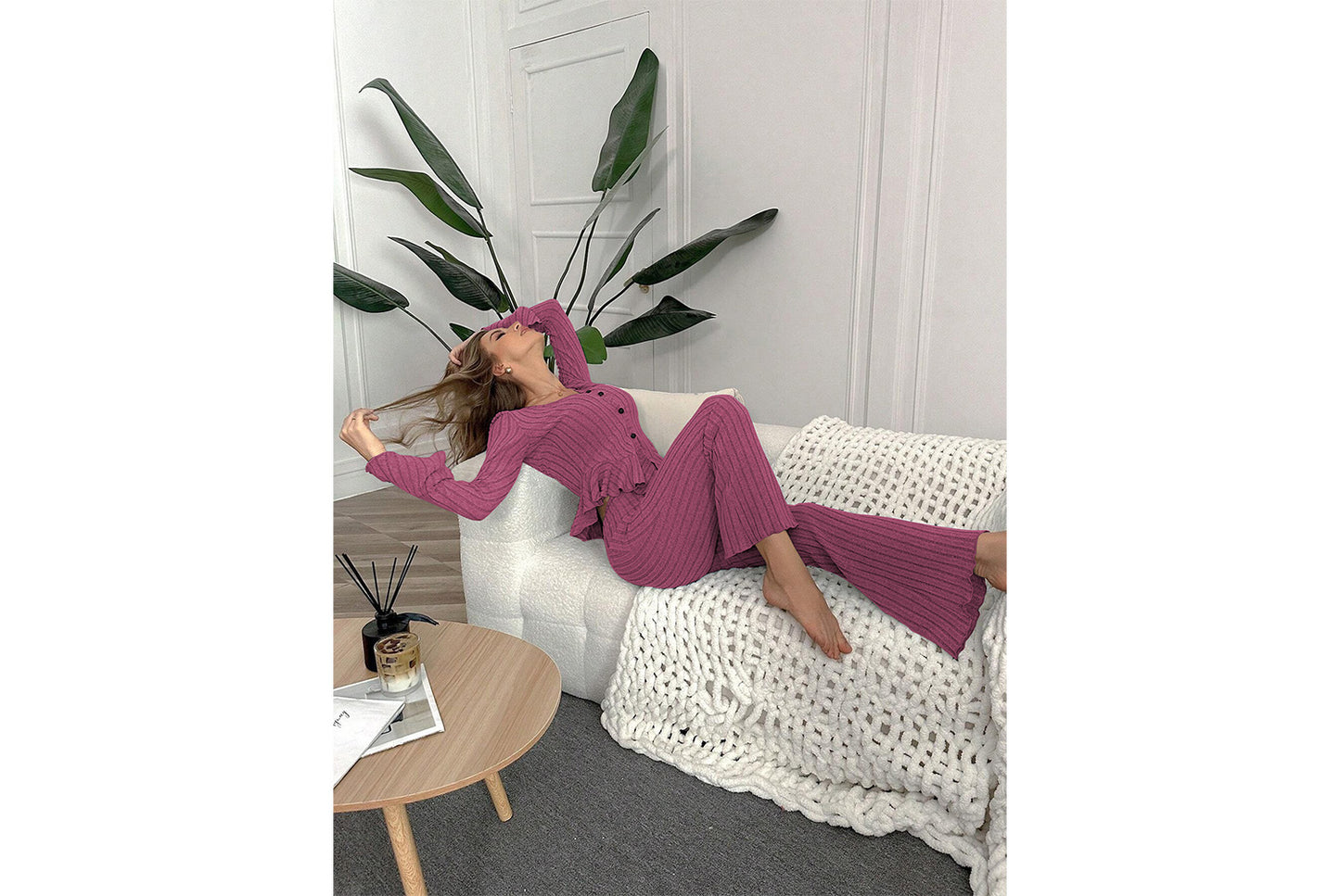 V-neck Women's Long-sleeved Pajama Set