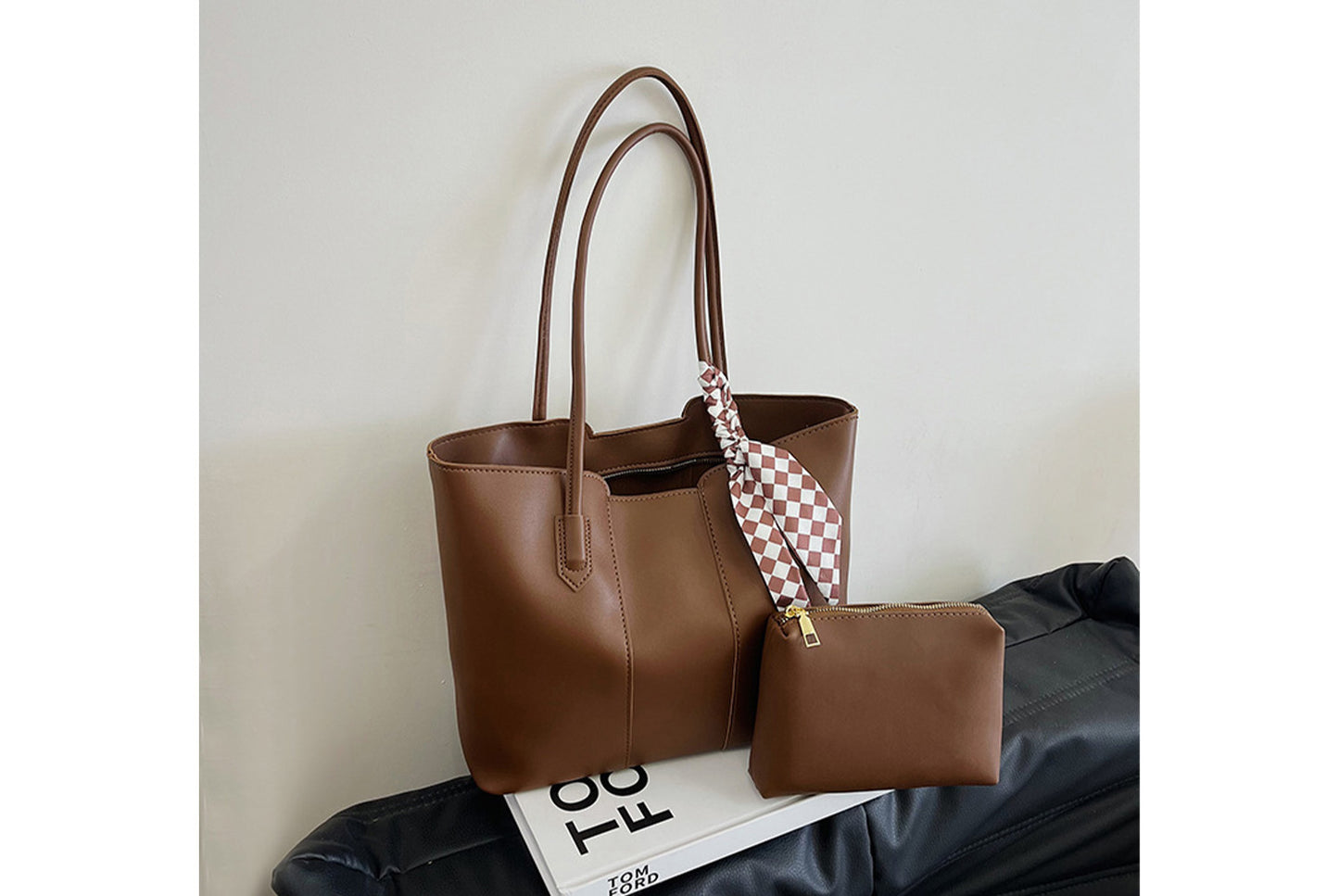 Simple and Versatile Tote Bag