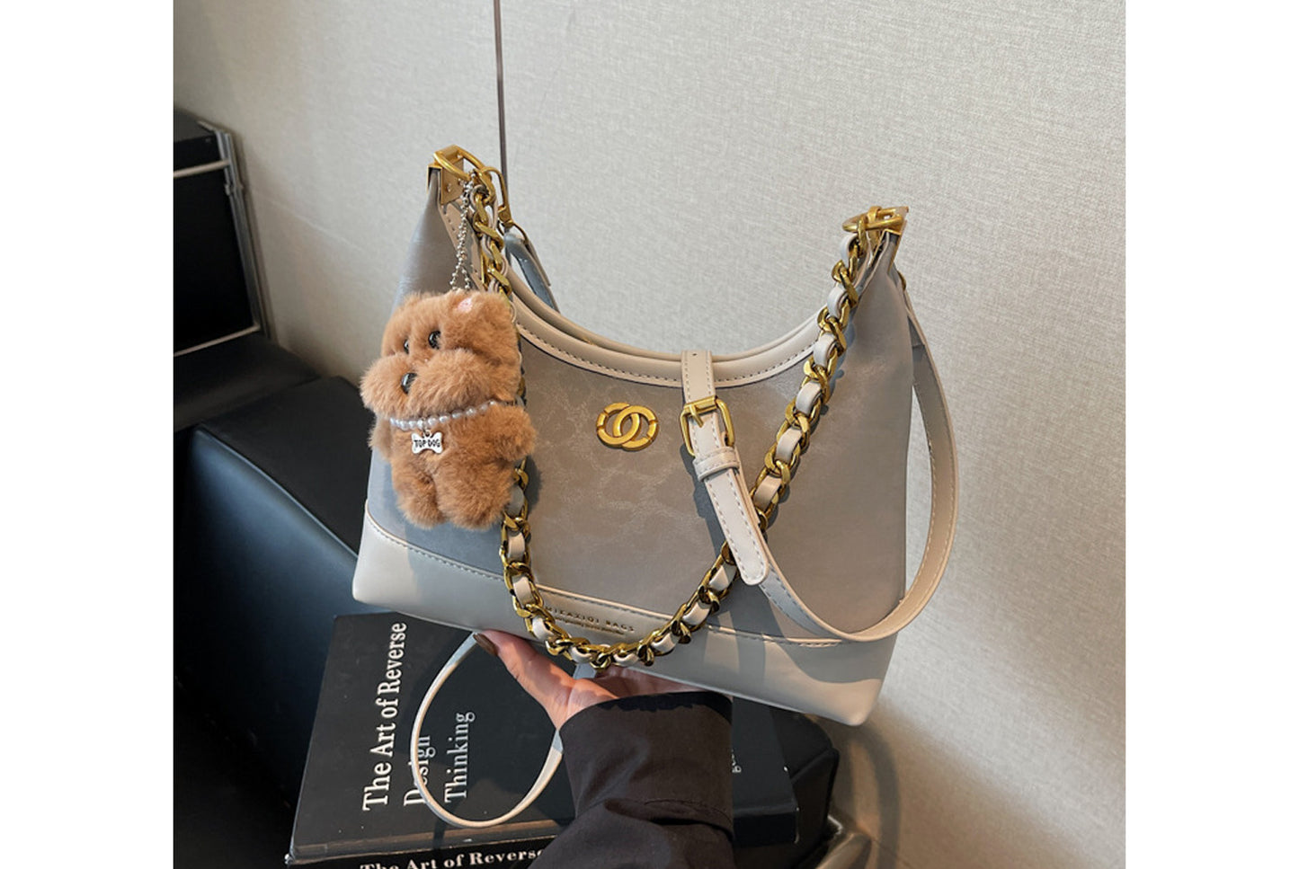 **Simple Tote Bag, Stylish Handbag for Women**