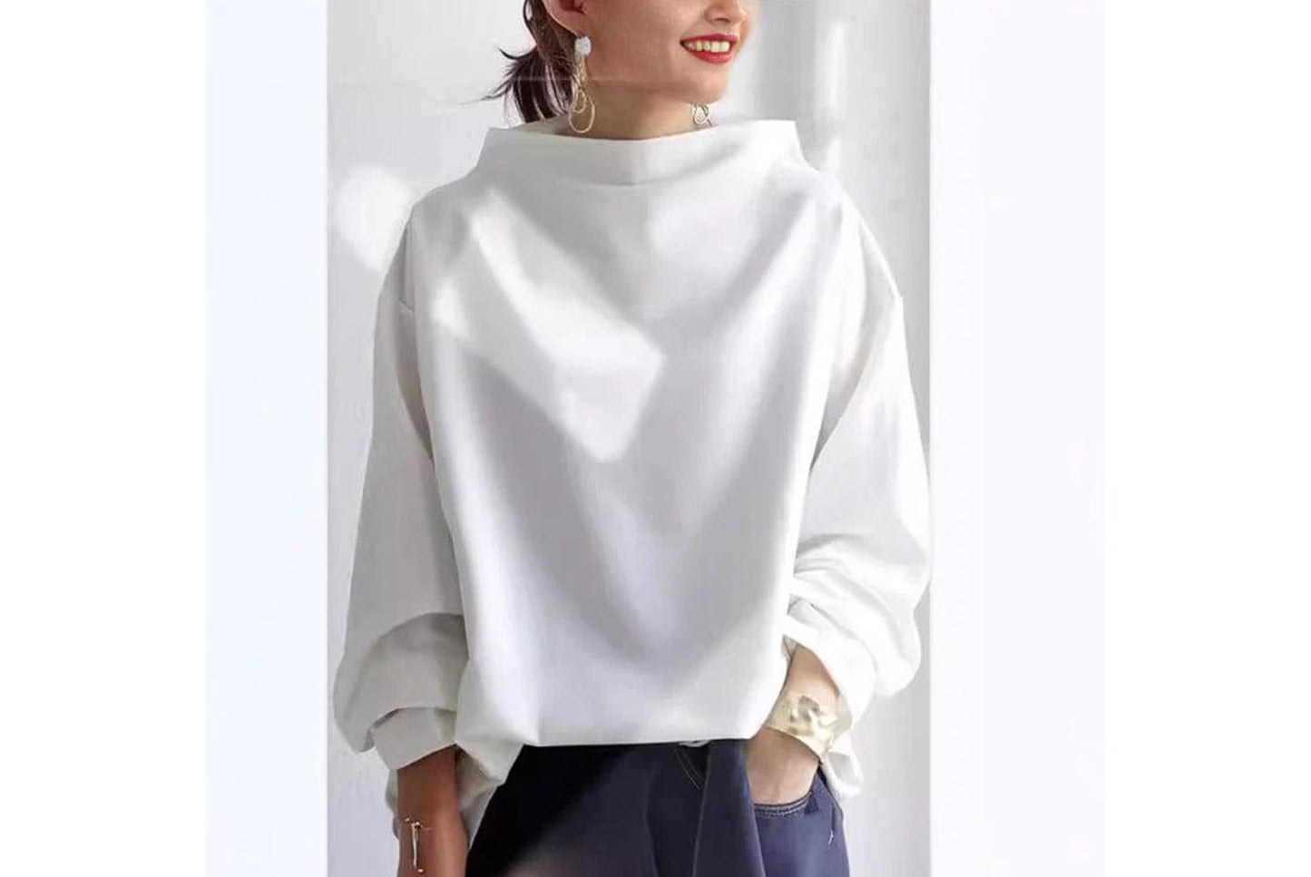 Women's High-Neck Loose-Fitting Pullover Sweatshirt