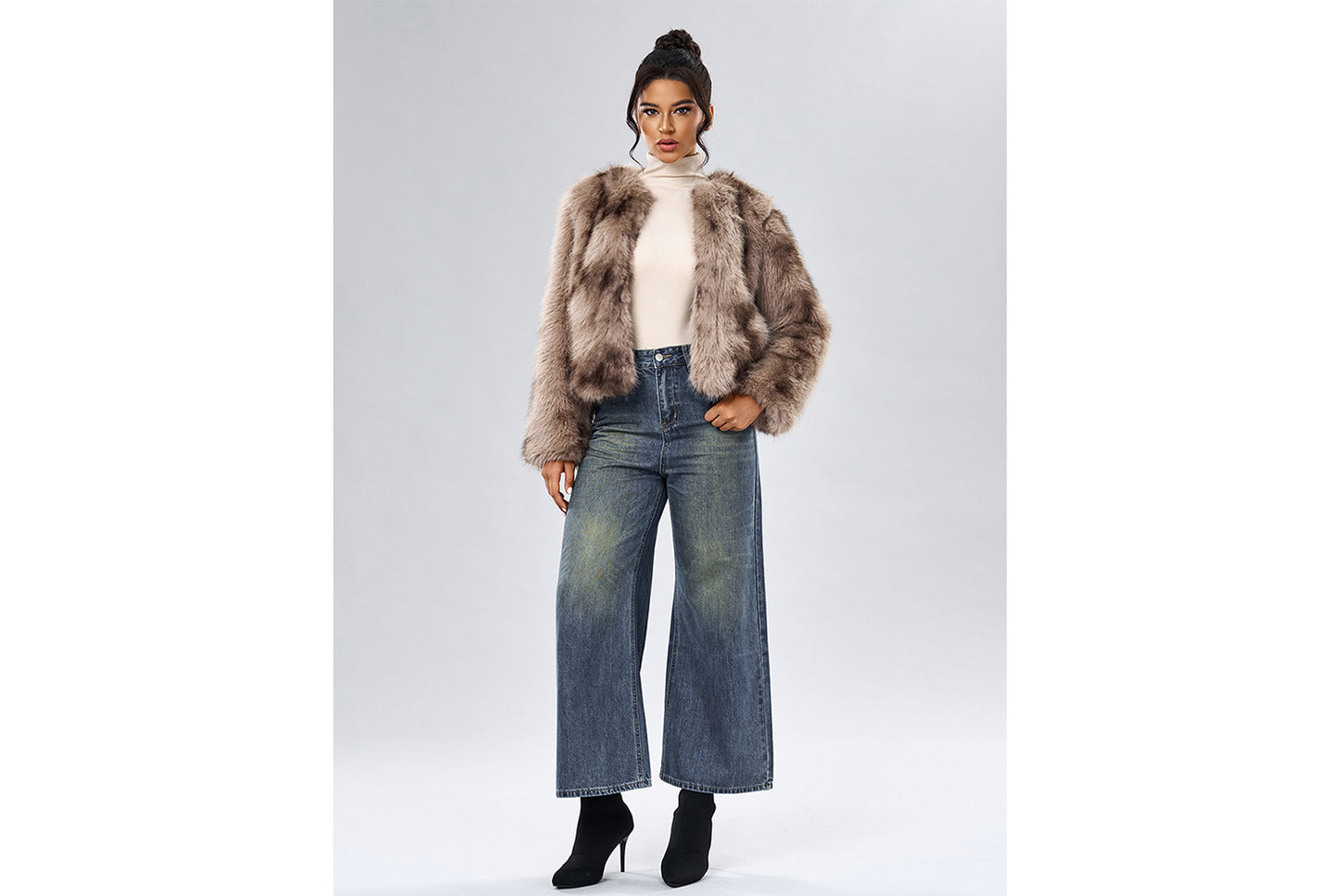 **Women's Faux Fox Fur Coat**
