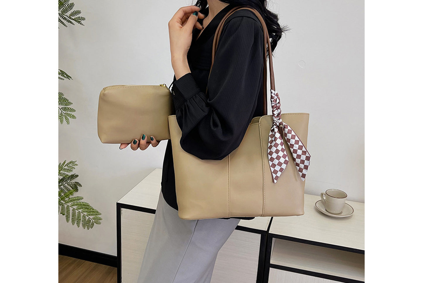 Simple and Versatile Tote Bag