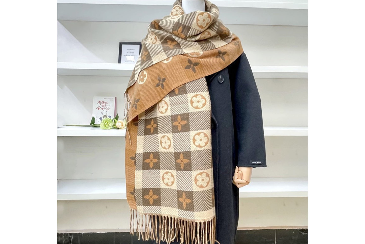 Faux Cashmere Heart-Shaped Checkered Scarf