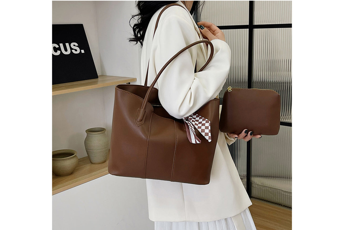 Simple and Versatile Tote Bag