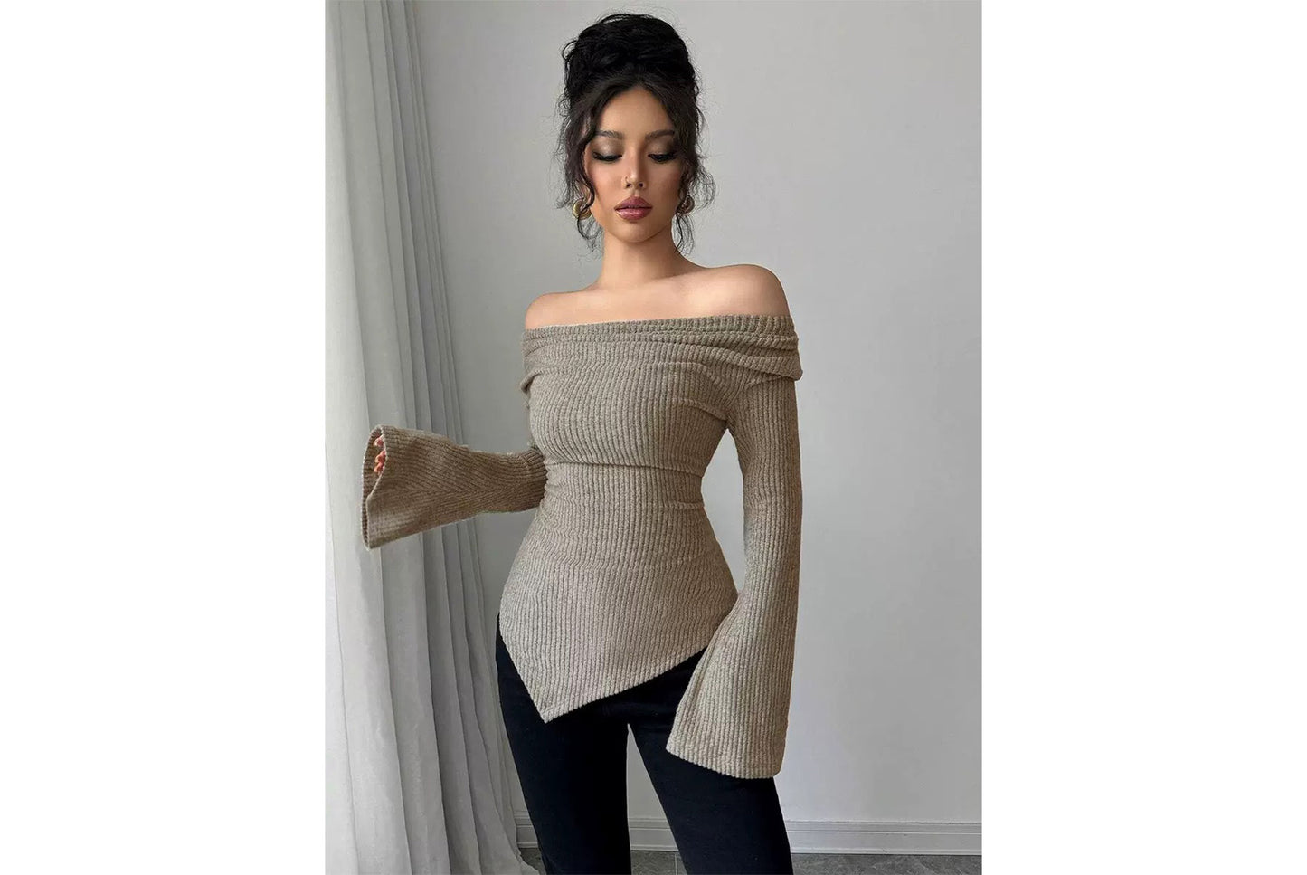 Slim Fit Long-Sleeve Knit Top