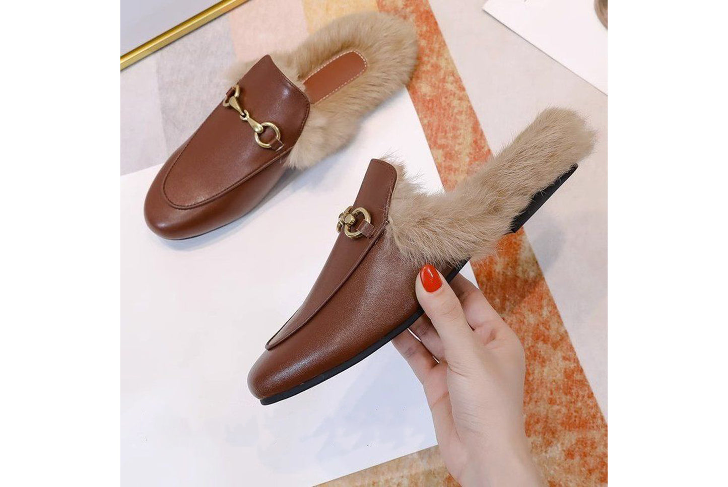 **Autumn/Winter Outerwear Furry Slippers, Stylish Mules**