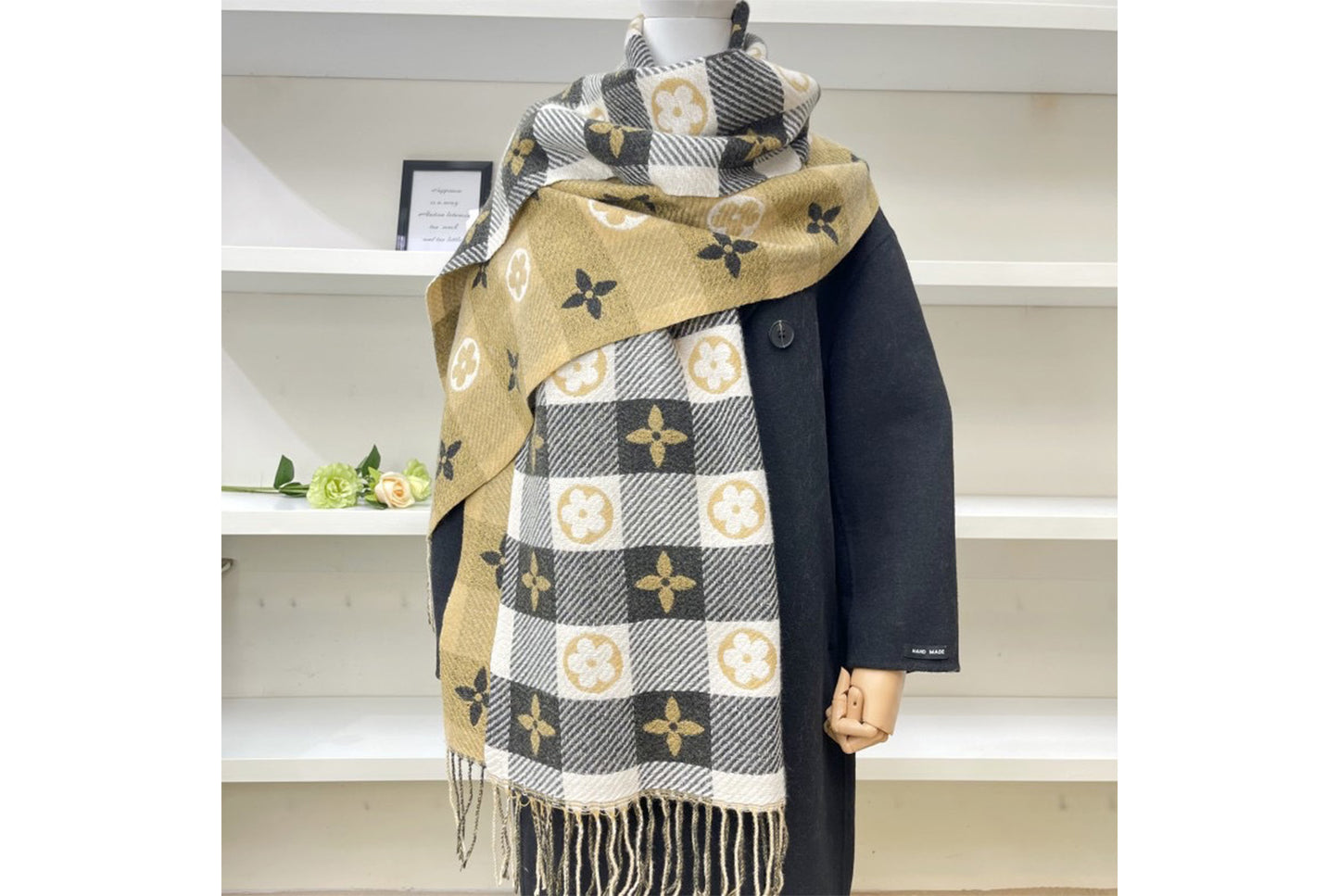 Faux Cashmere Heart-Shaped Checkered Scarf