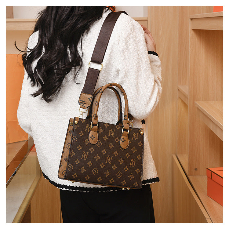Jungle Presbyopia Handbag
