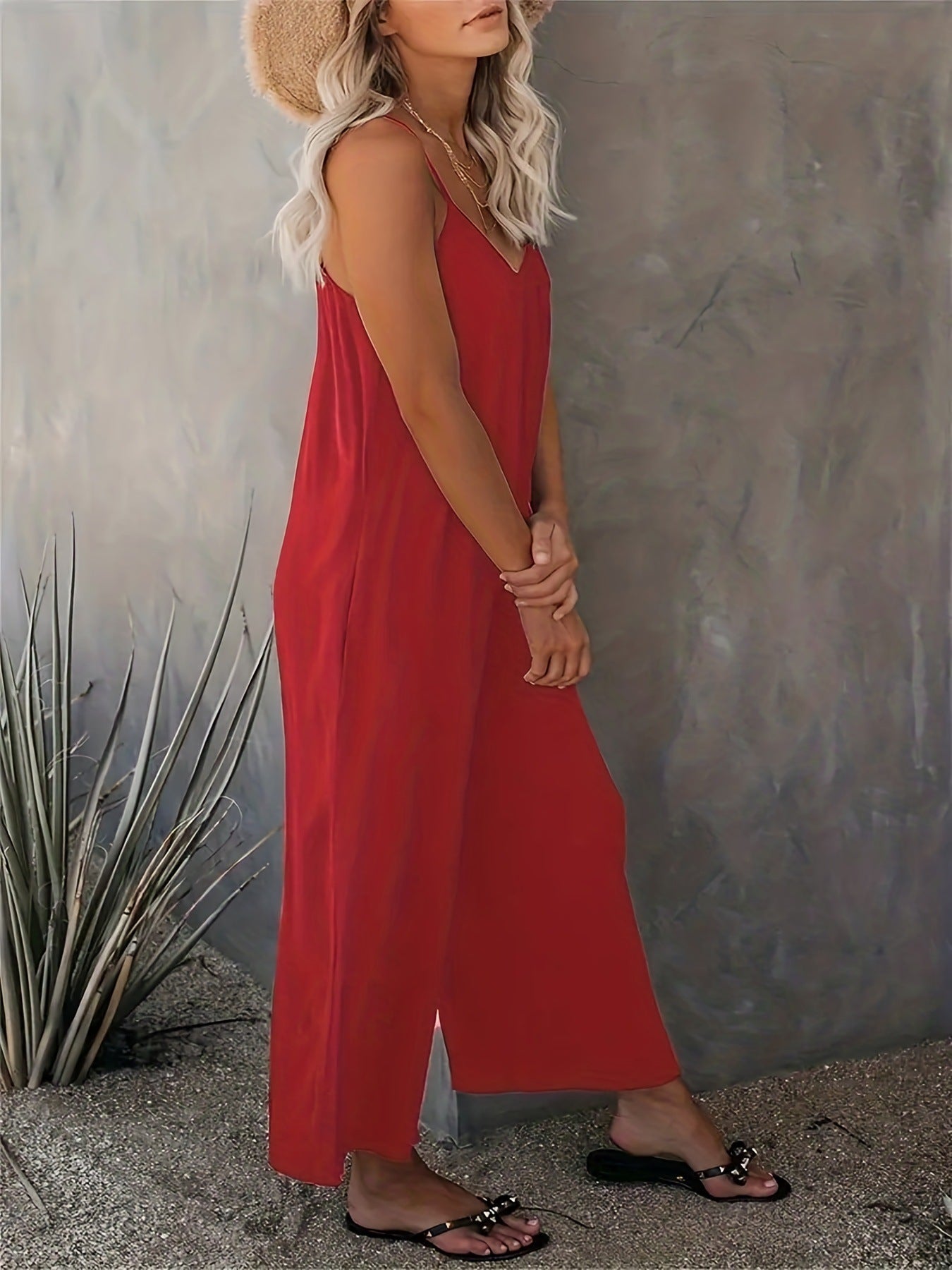 Solid color casual jumpsuit with pockets