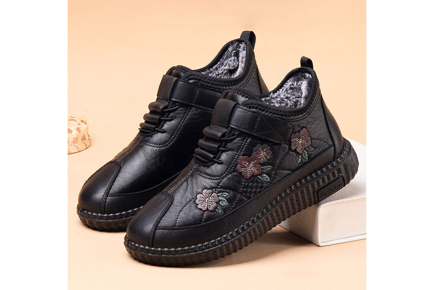 Thickened Fleece-Lined Warm Cotton Shoes