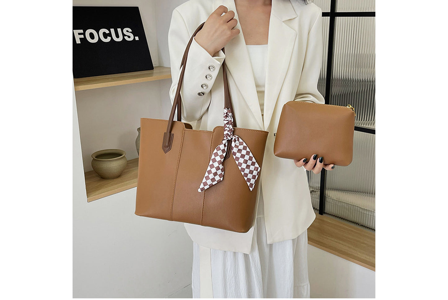 Simple and Versatile Tote Bag