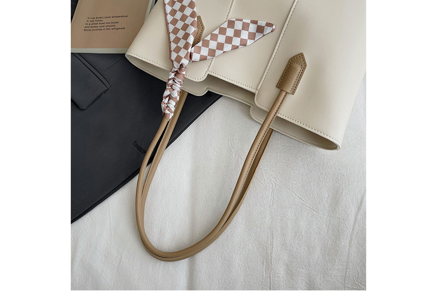 Simple and Versatile Tote Bag