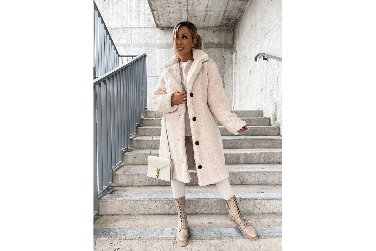 Women's Long-Sleeved Collared Fleece Coat