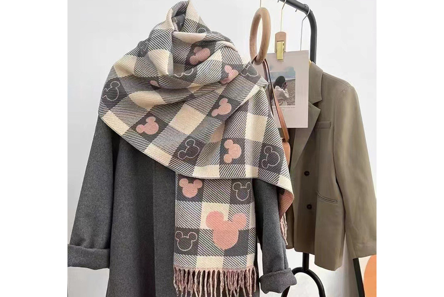 Faux Cashmere Heart-Shaped Checkered Scarf