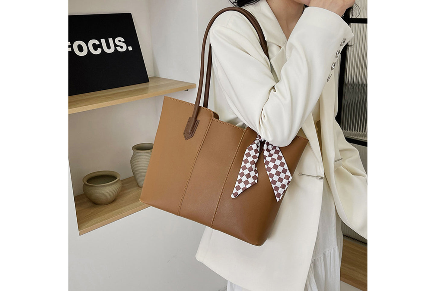 Simple and Versatile Tote Bag
