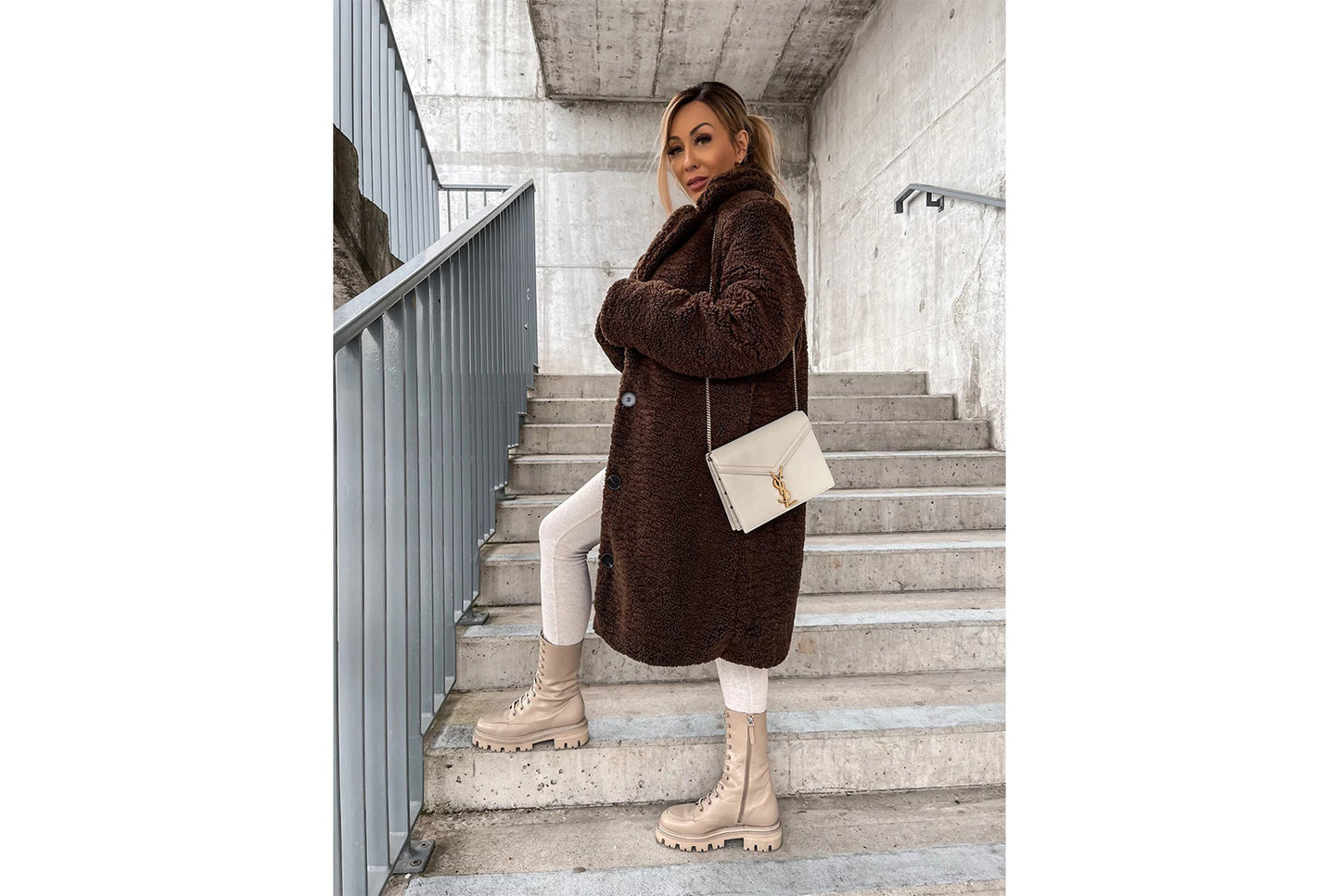 Women's Long-Sleeved Collared Fleece Coat