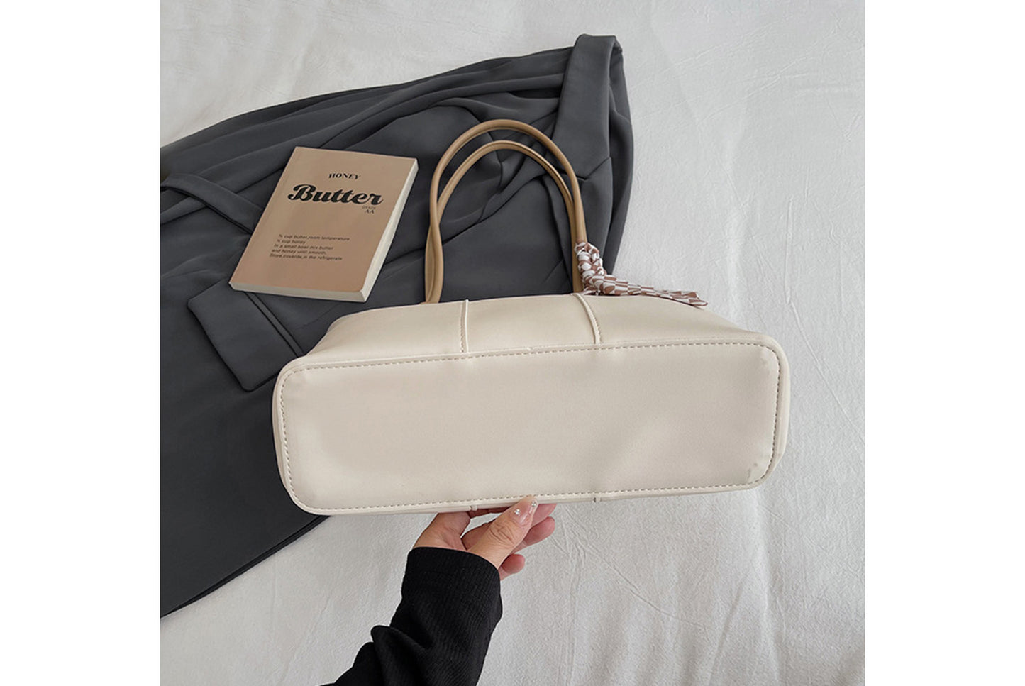 Simple and Versatile Tote Bag