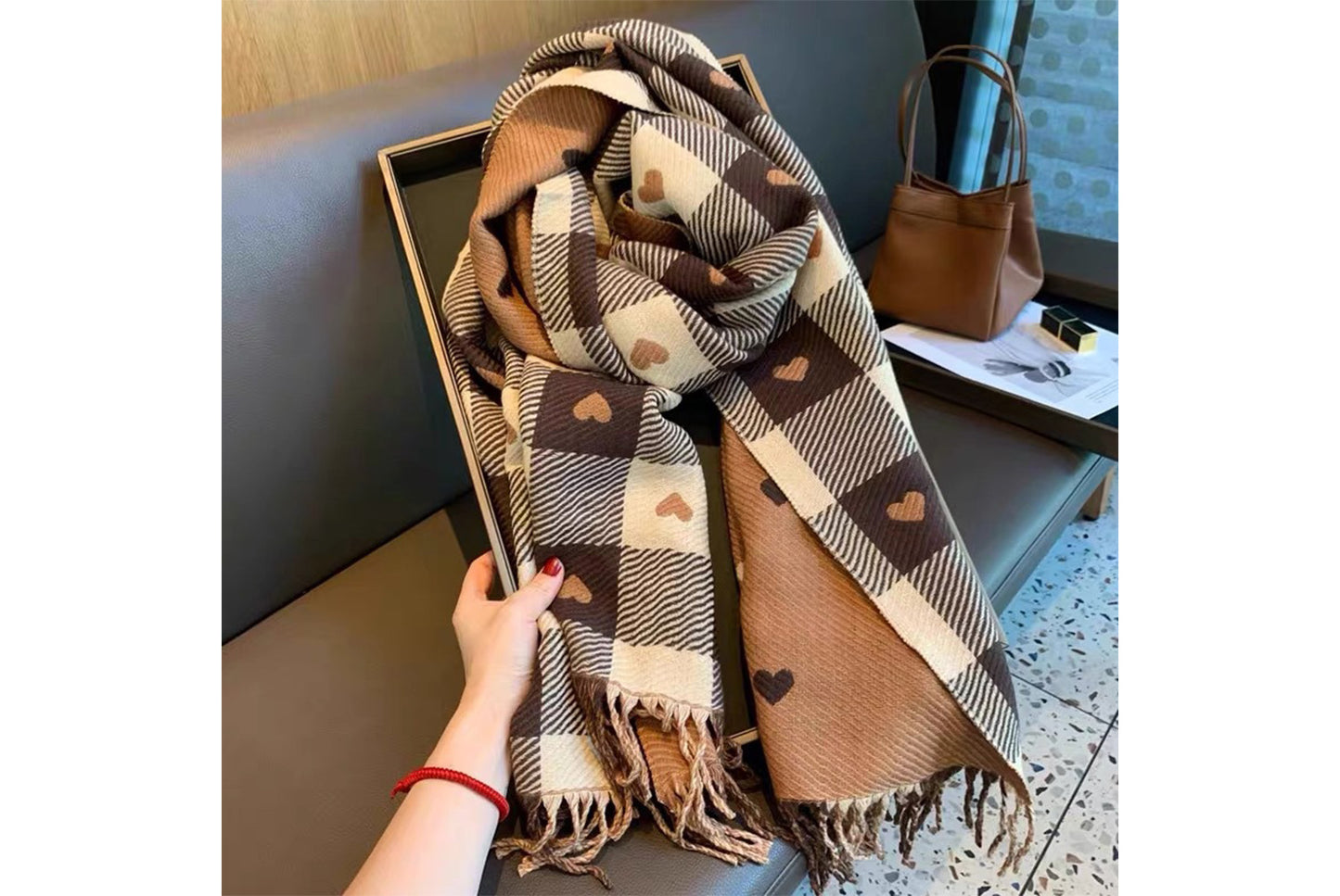 Faux Cashmere Heart-Shaped Checkered Scarf