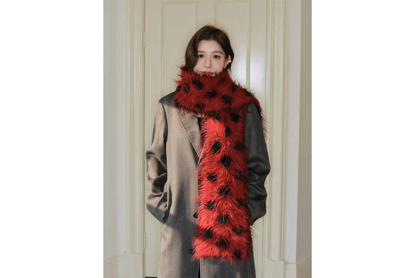 Fashionable Retro Color-Blocked Long-Pile Polka Dot Scarf